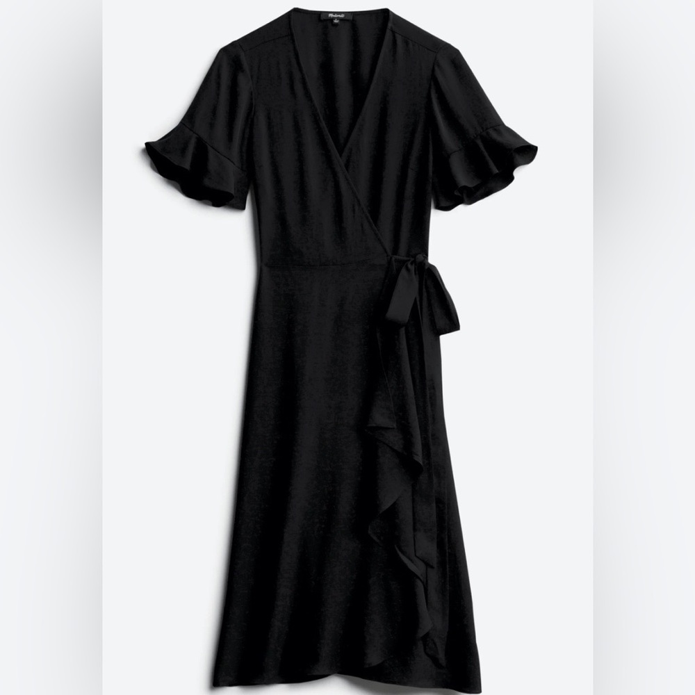 Madewell ruffle-sleeve wrap dress in black. Size L.